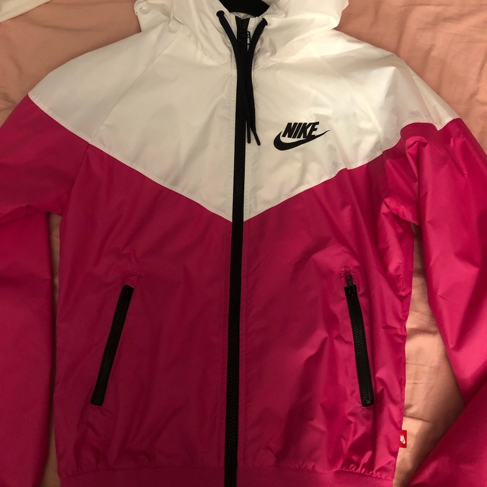 Nike windbreaker